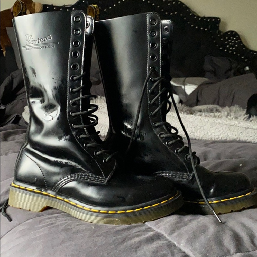 Dr.Martens, air cushion soles